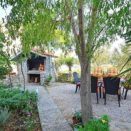 Apartamento Frane.1 *